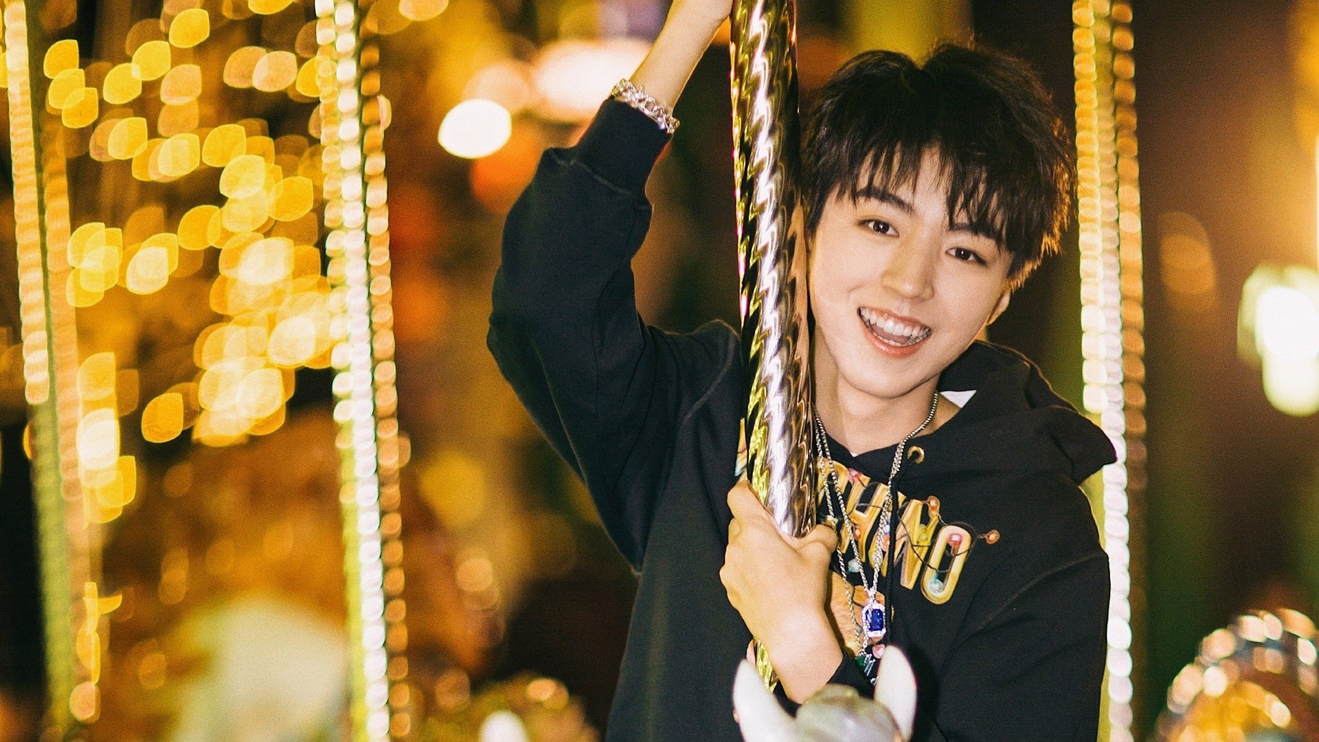 爱游戏体育入口-WRC粉丝团体:全球车迷的热情聚会,wrc车队排名